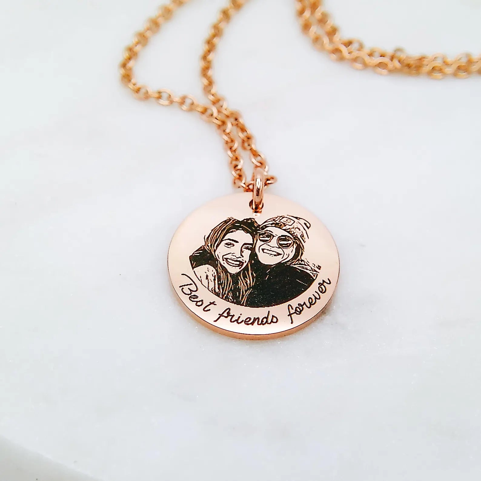 Custom Portrait Necklace with Name – Personalized Memorial Jewelry for Loved Ones